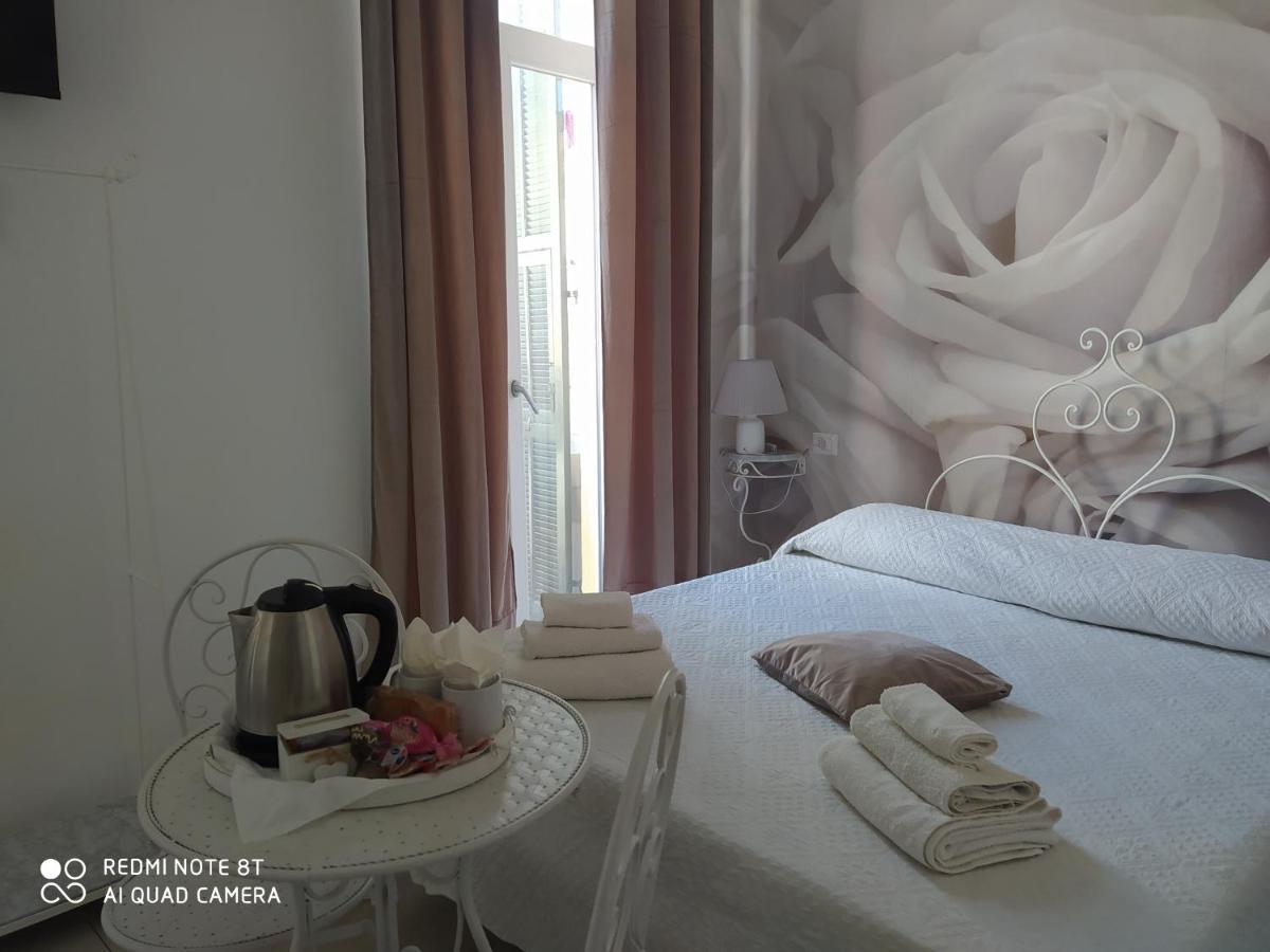 Le Camere Dei Fiori San Remo Buitenkant foto