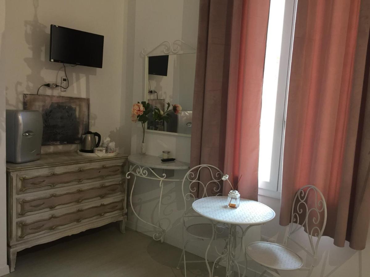 Le Camere Dei Fiori San Remo Buitenkant foto